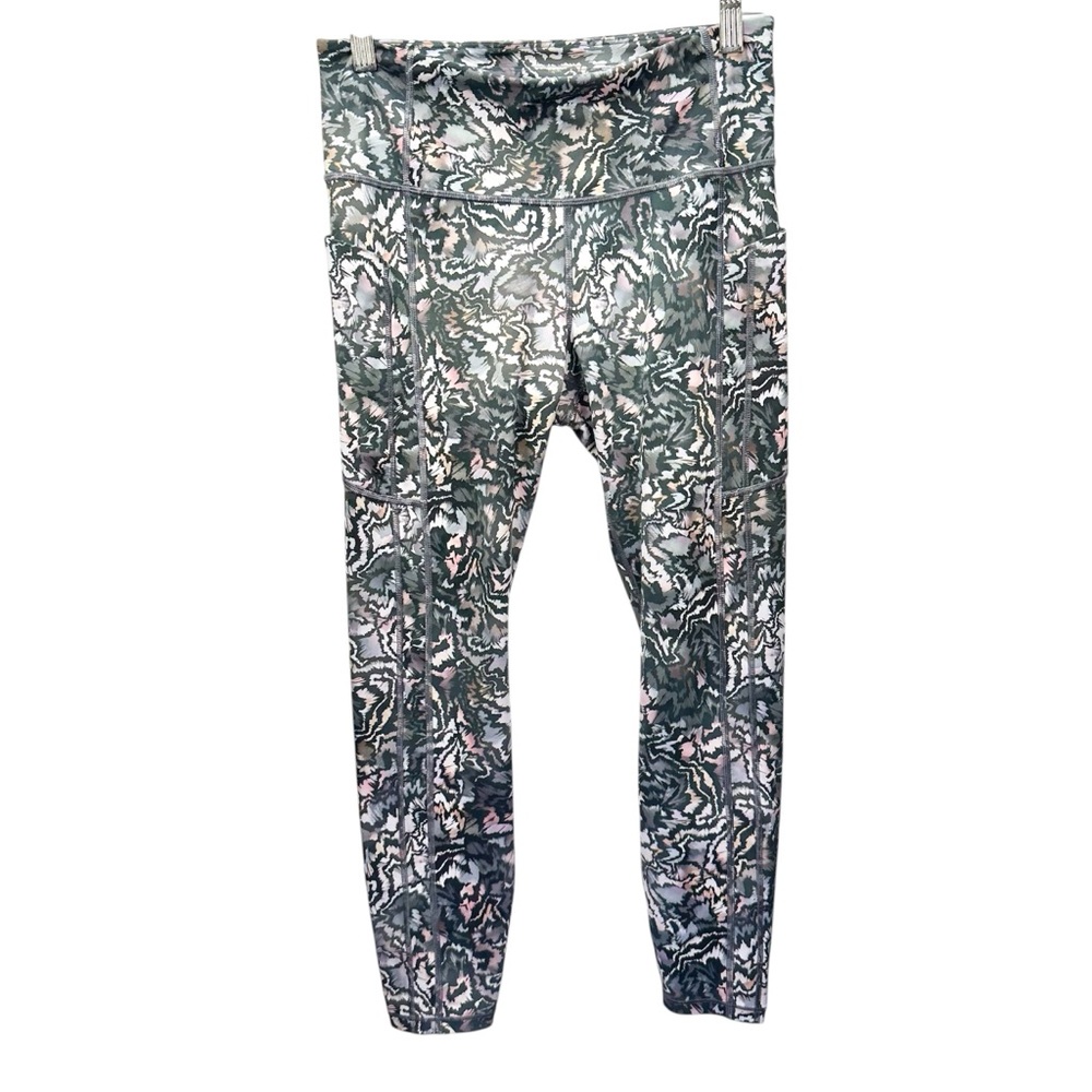 Athleta Ultimate Stash 7/8 Tight, Kinetic Abstract Multi, Medium Leggings - Picture 5 of 14